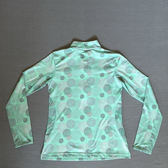 Chase 54 Athletic Green Patterned Women's Top size small - Picture 8 of 8